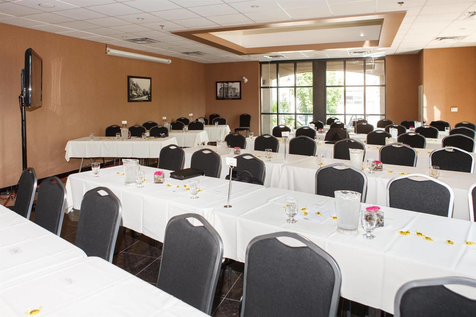 Best Western Plus Perth Parkside Inn & Spa Exterior foto